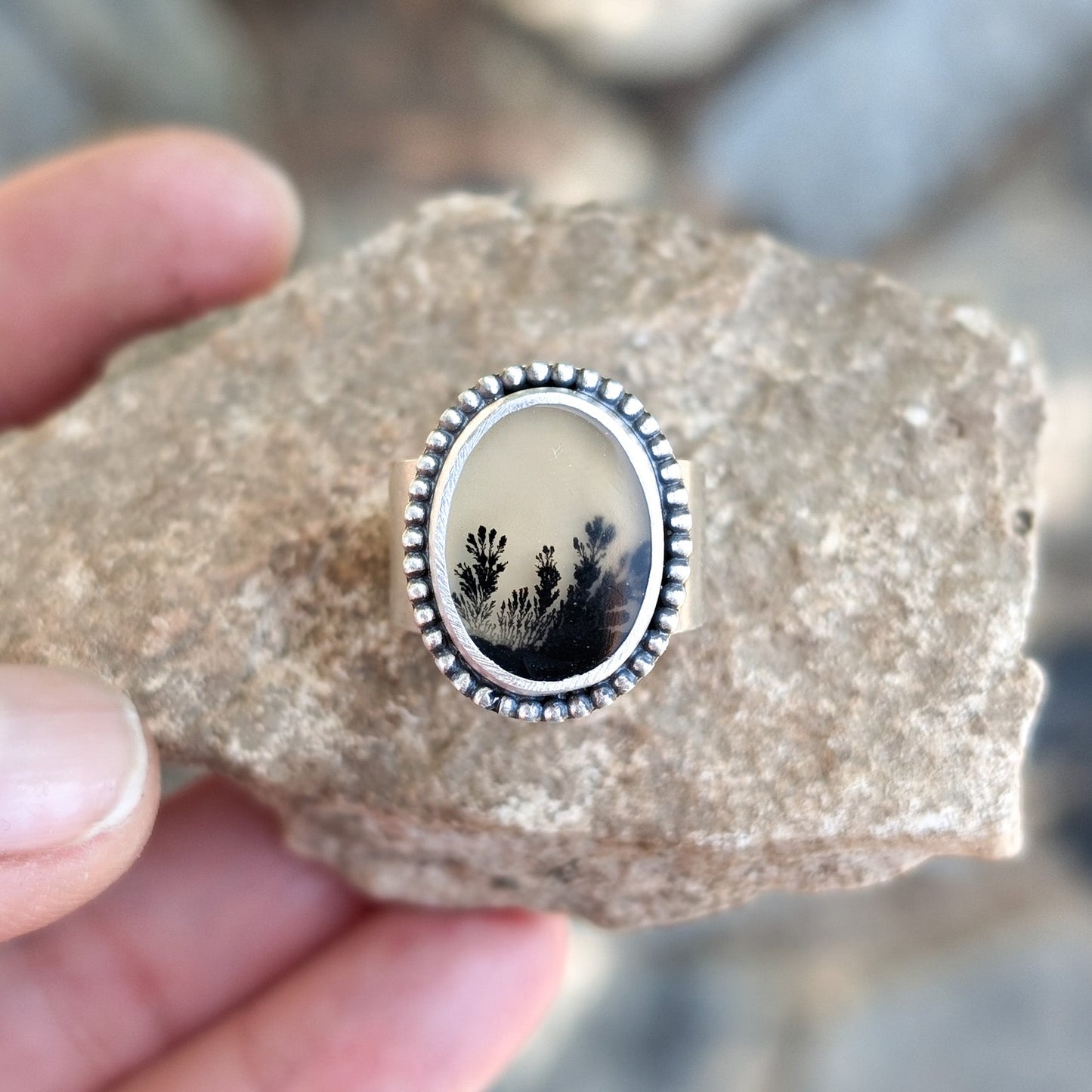 Anillo de plata con ágata dendrítica