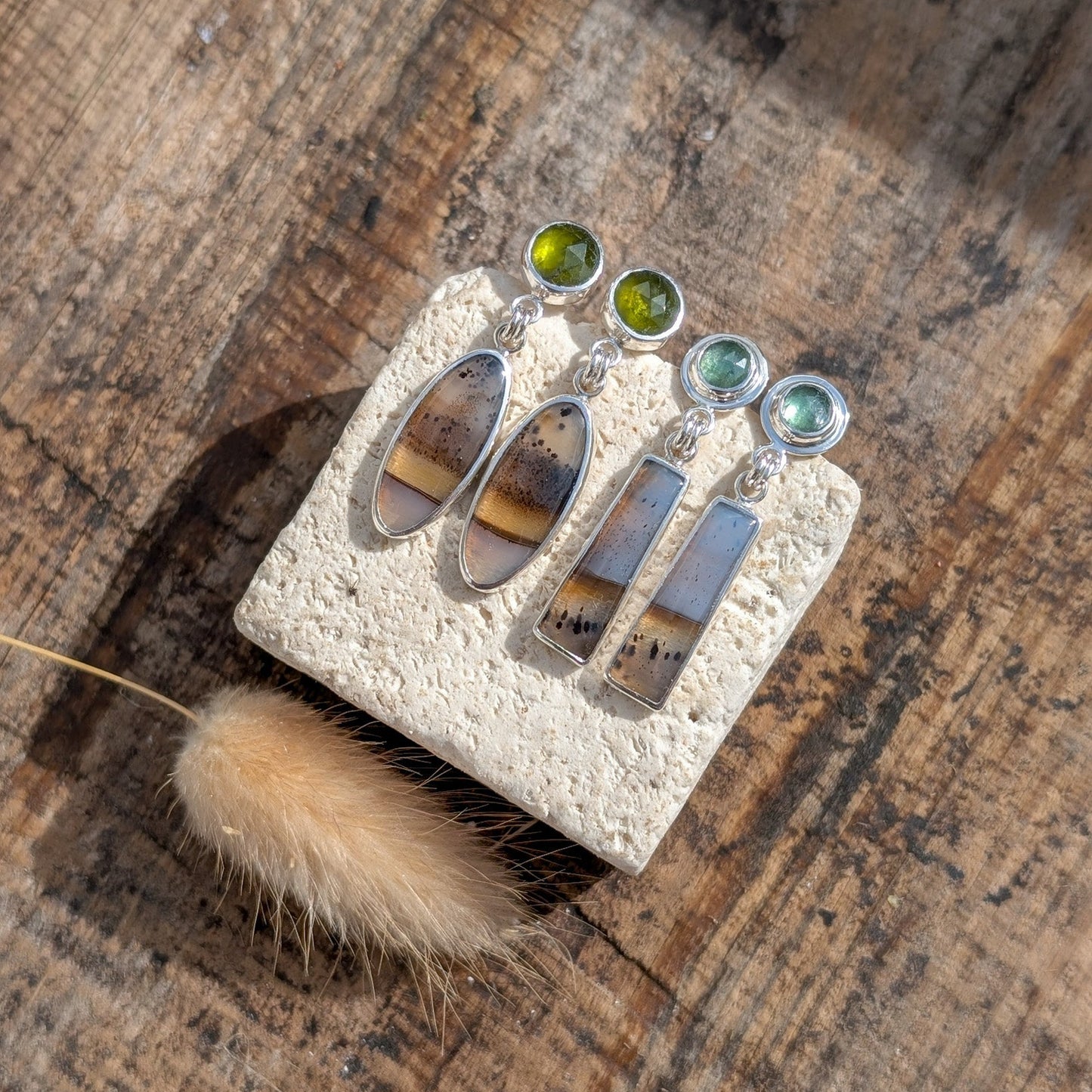 Pendientes largos con ágatas y cianita