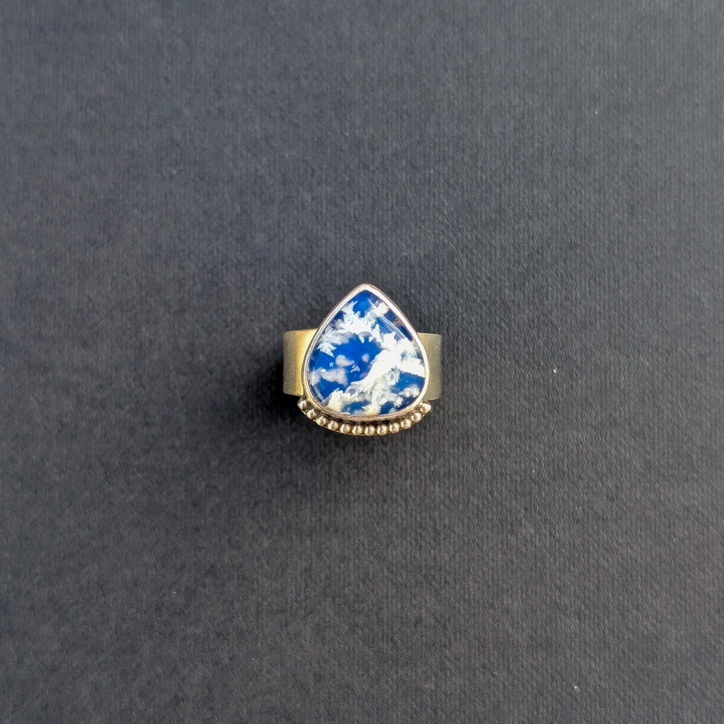 Anillo de plata con ágata pluma