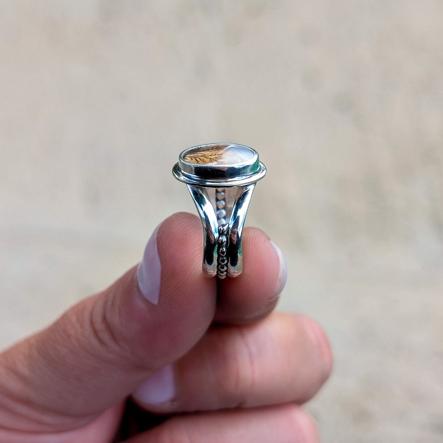 Anillo de plata con ágata dendrítica