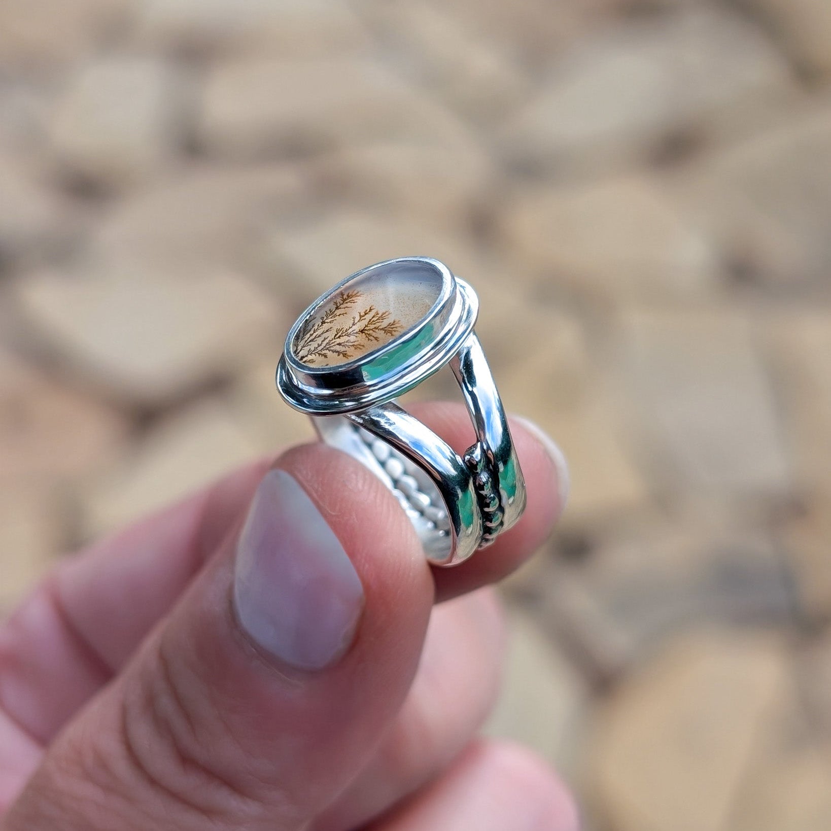 Anillo de plata con ágata dendrítica