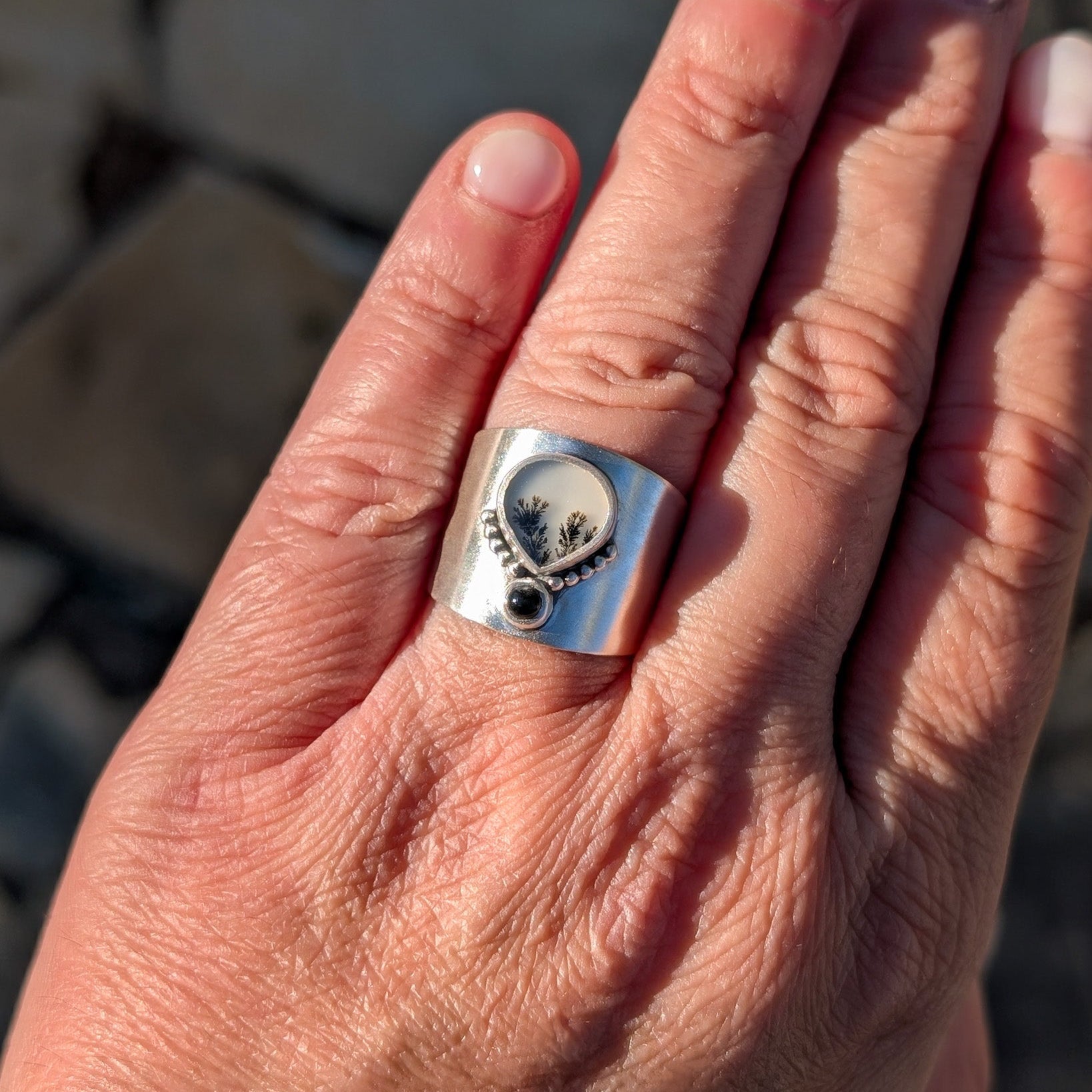 Anillo de plata con ágata dendrítica