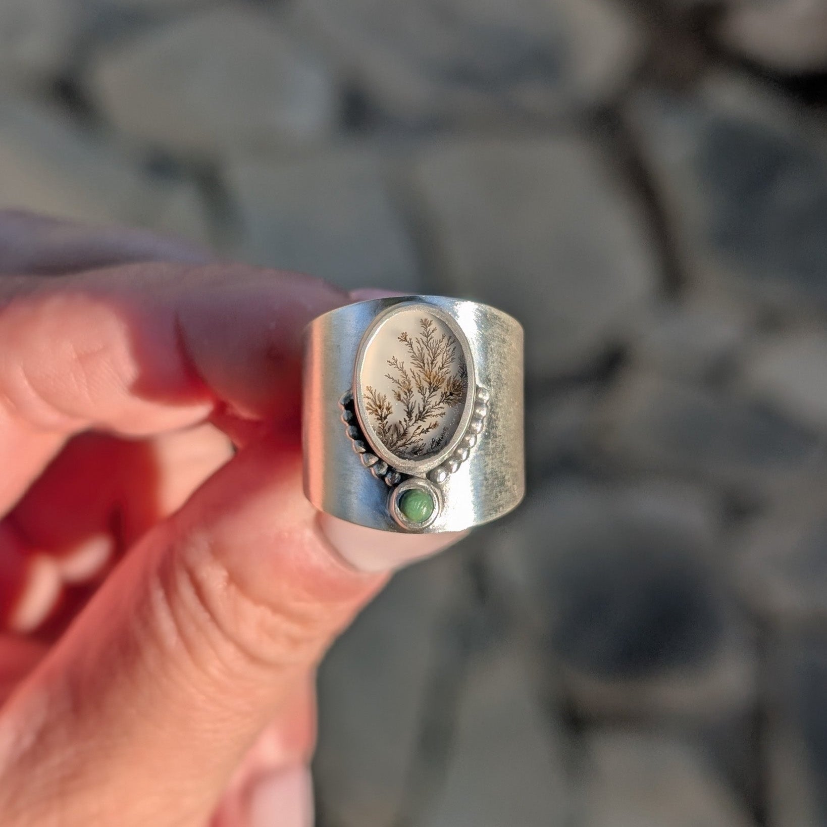 Anillo de plata con ágata dendrítica