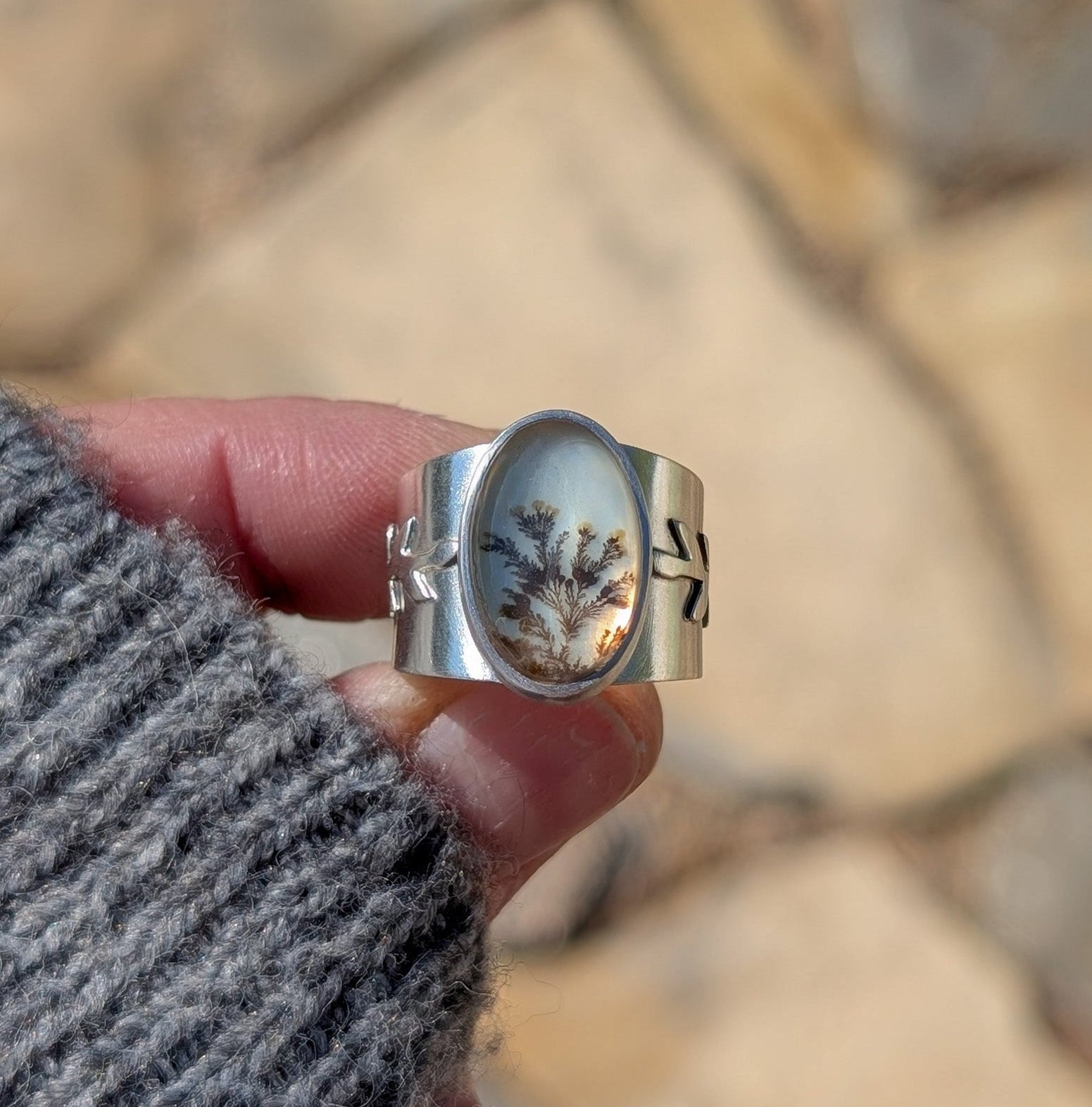 Anillo de plata con ágata dendrítica