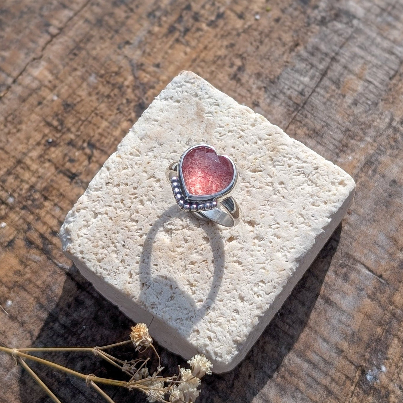 Anillo Corazón Cuarzo Fresa