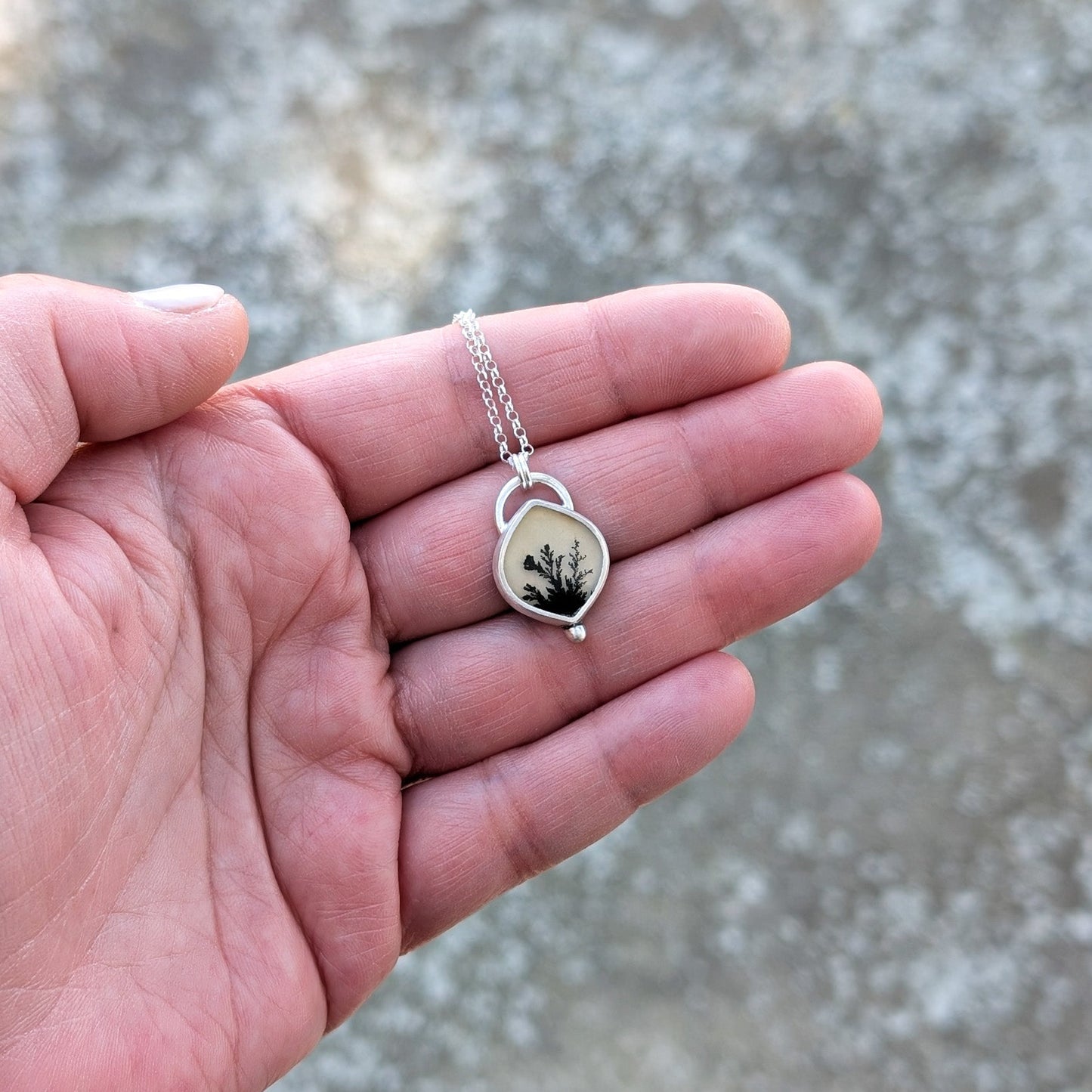 Colgante de plata con ágata dendrítica