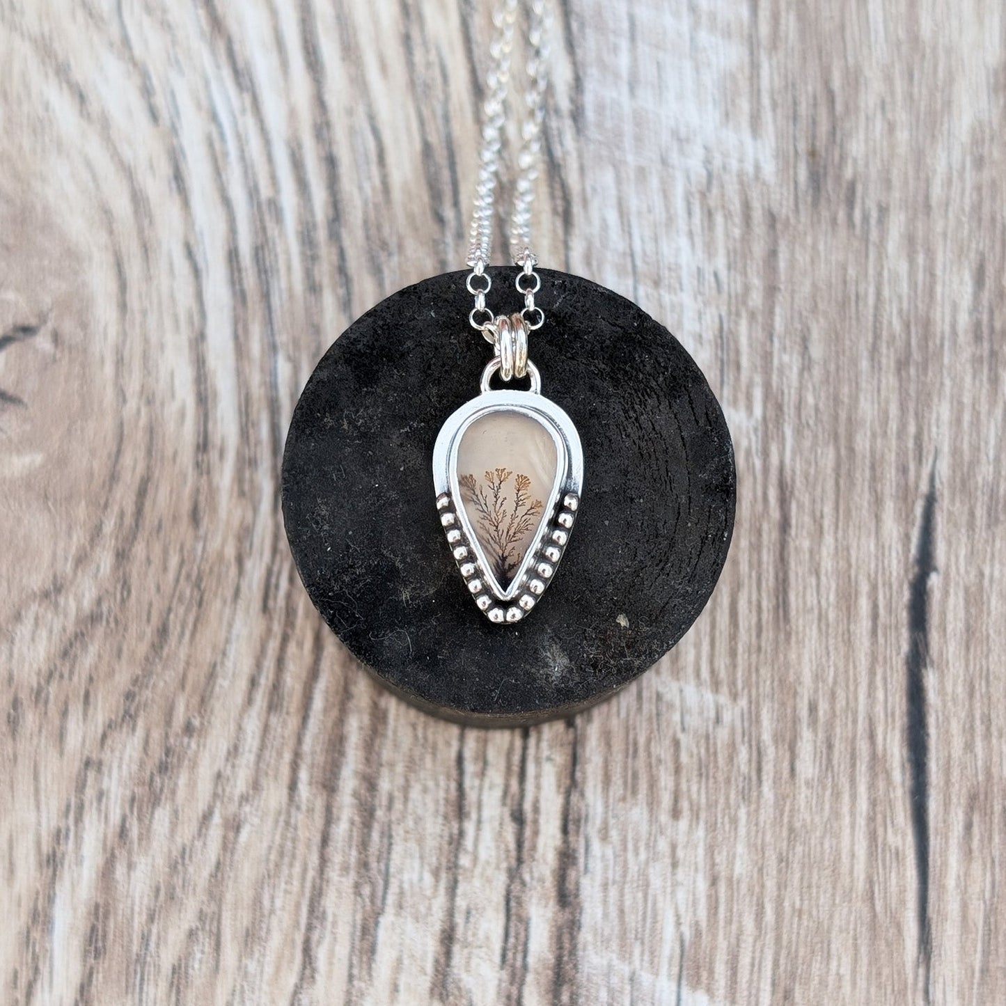Colgante de plata con ágata dendritica