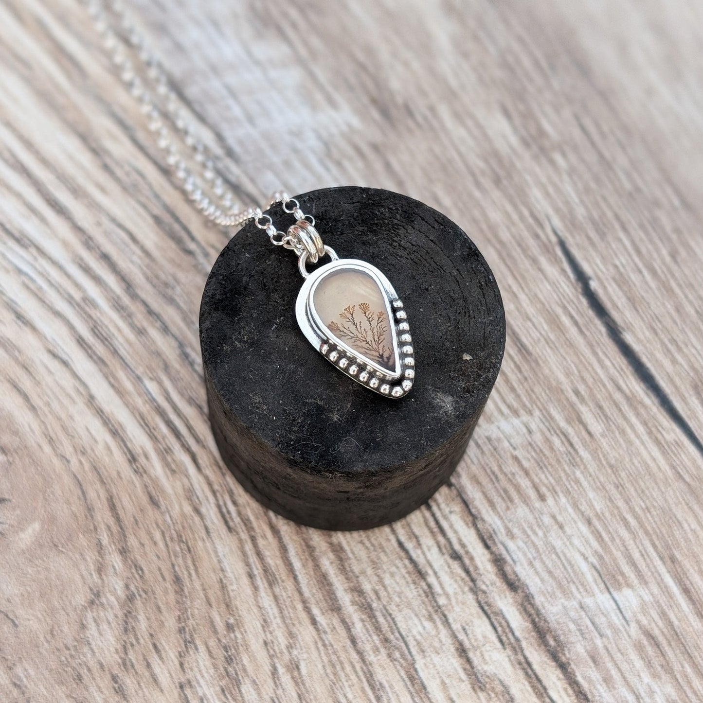 Colgante de plata con ágata dendritica