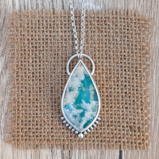 Colgante de plata con doblete de ágata pluma