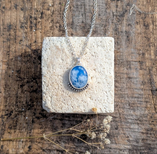 Colgante CIELO de plata con ágata pluma