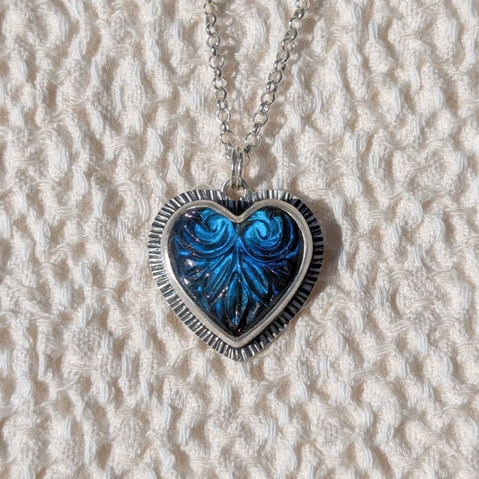 Colgante de plata con corazón de Labradorita