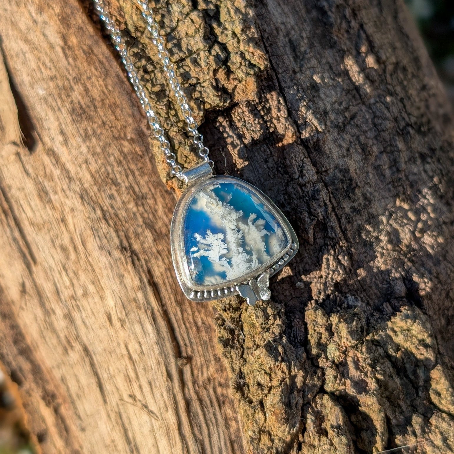 Colgante de plata con ágata pluma