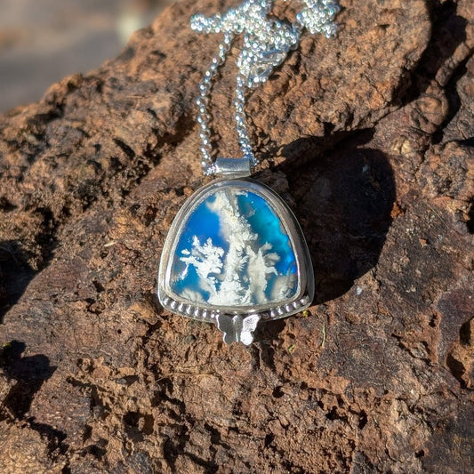 Colgante de plata con ágata pluma