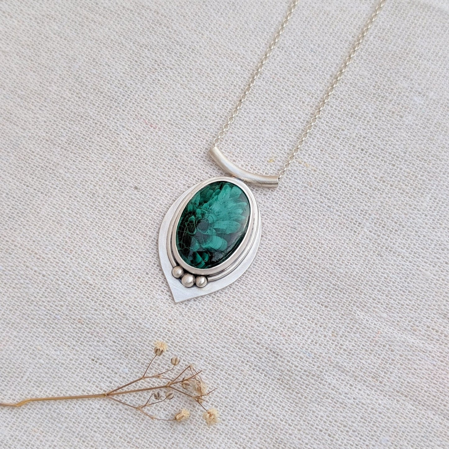 Colgante de plata y malaquita