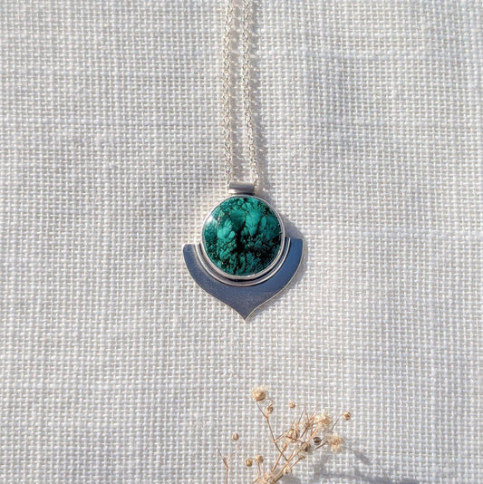 Colgante de plata con malaquita