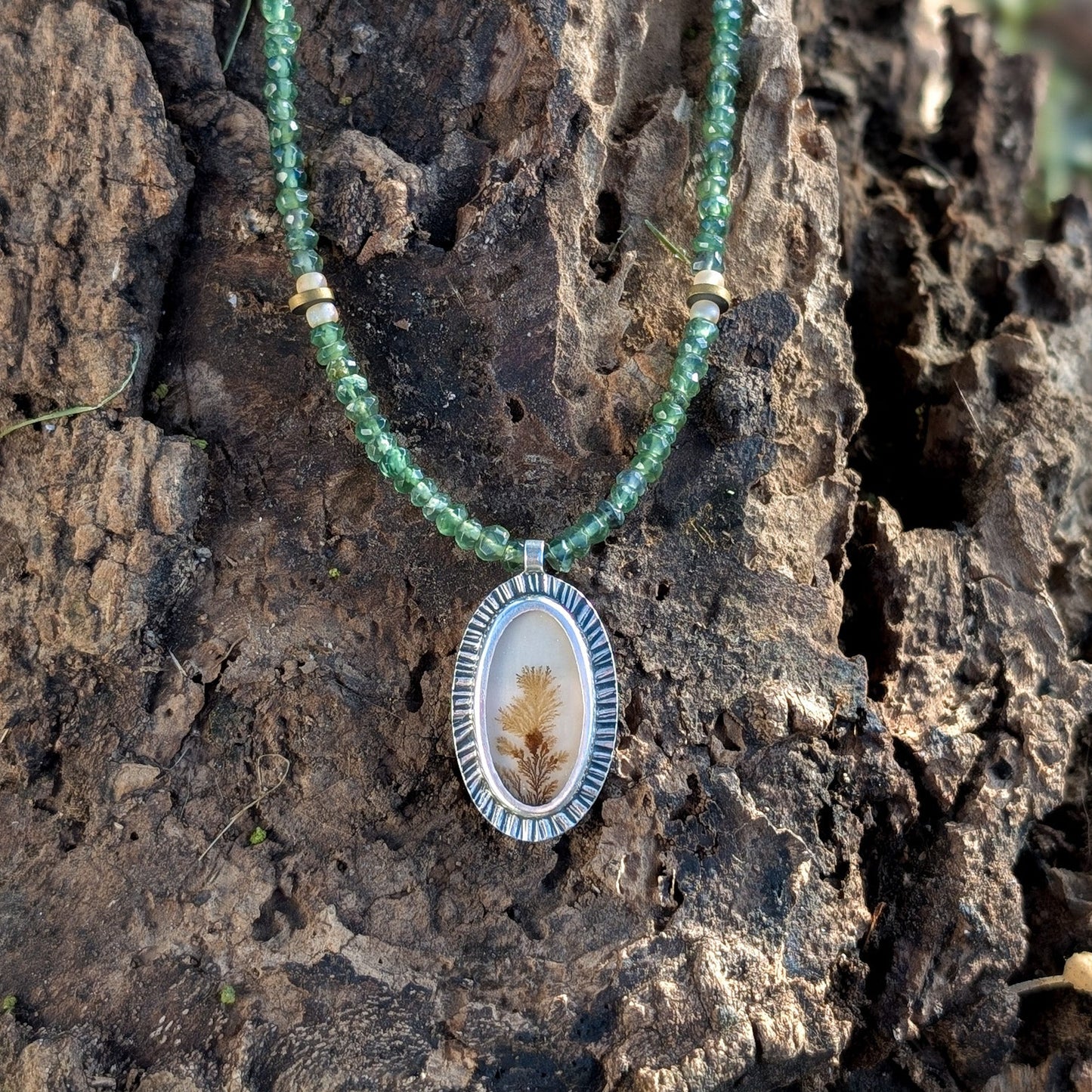 Colgante de plata con ágata dendrítica