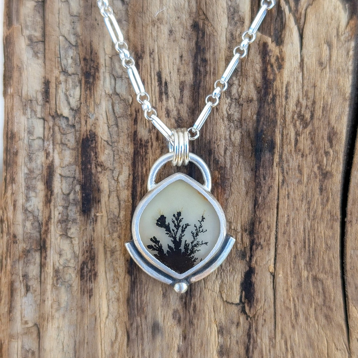 colgante de plata con ágata dendrítica