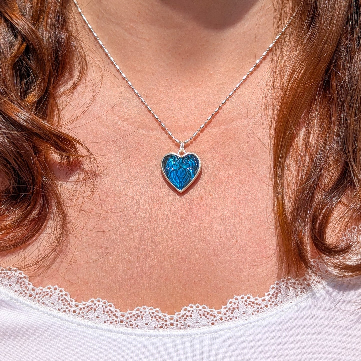 Colgante de plata con corazón de labradorita