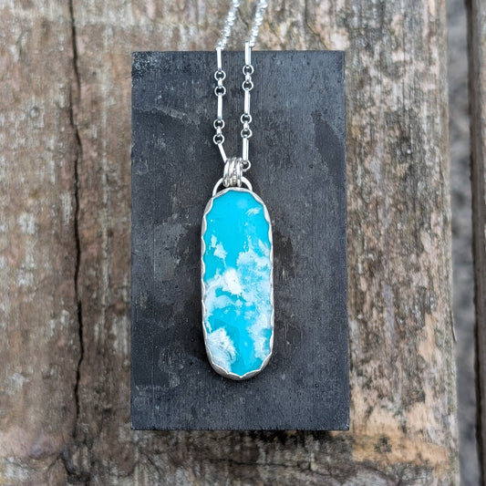 Colgante de plata artesanal con ágata pluma - Cielo azul