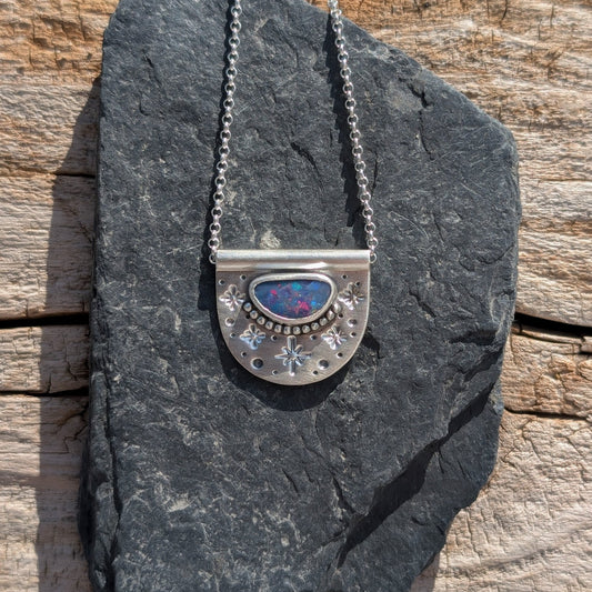 Colgante de plata con ópalo australiano