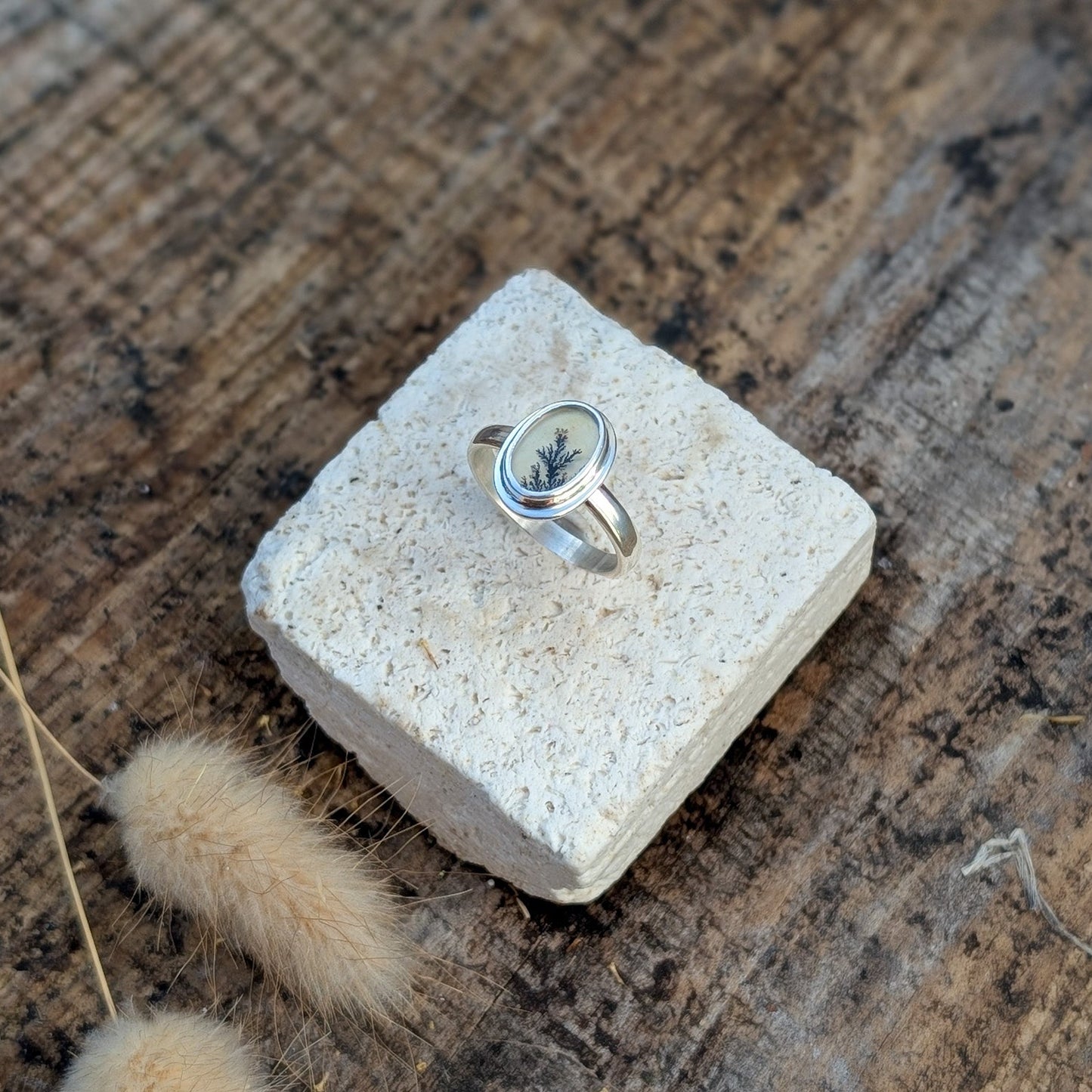 Anillo de plata con ágata dendritica