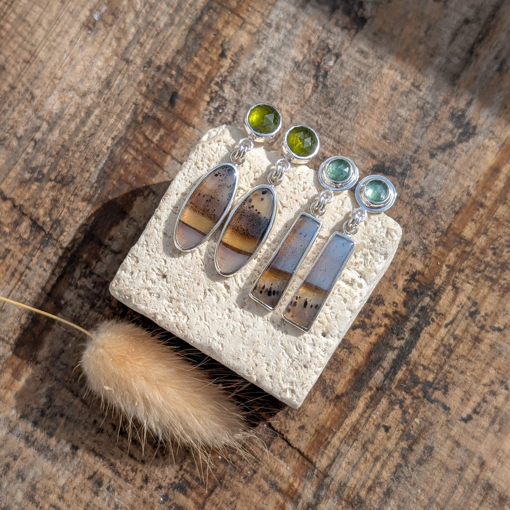 Pendientes largos con ágatas y cianita