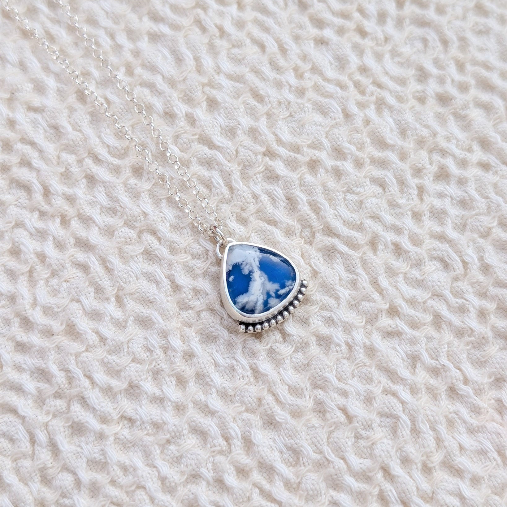 Colgante de plata con ágata pluma