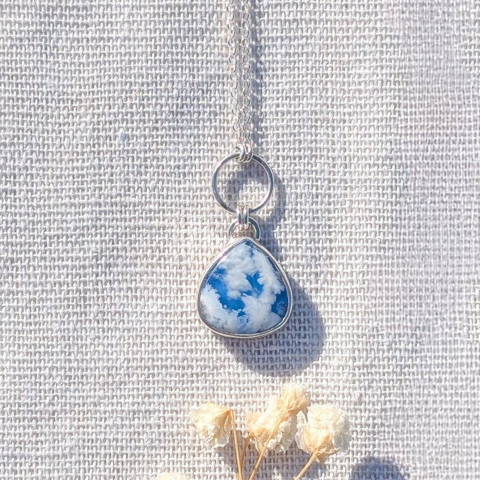 CIELO DE ALGODÓN Colgante de plata con Ágata Pluma