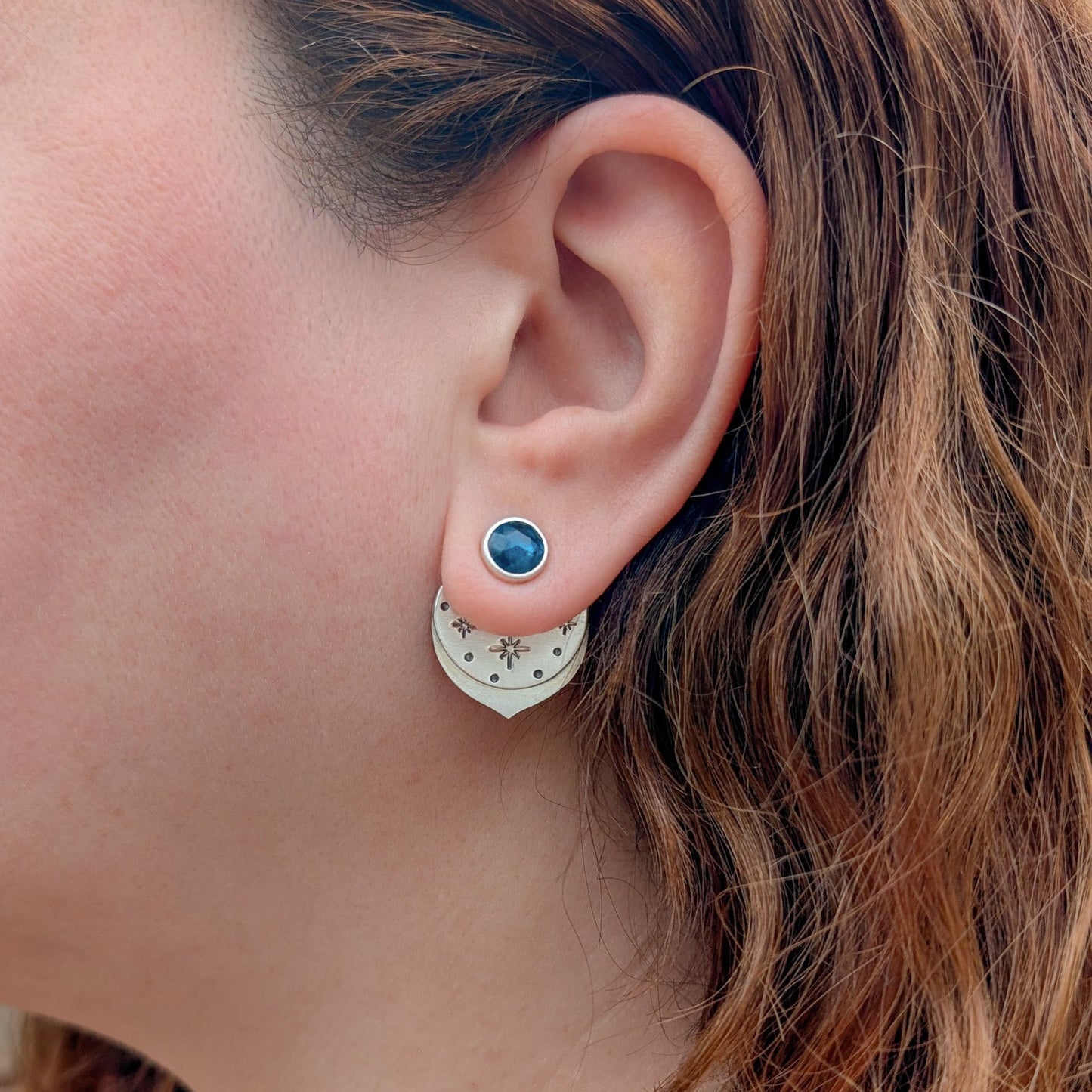 Pendientes Earjacket de plata con Cianita